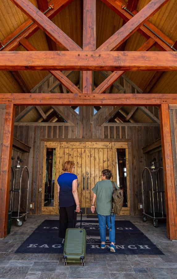 Headwaters Lodge At Eagle Ranch Resort Invermere Luaran gambar